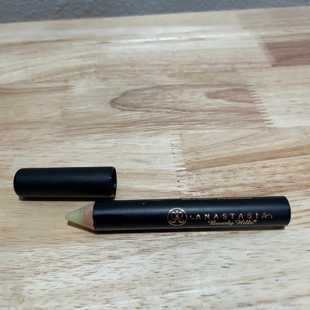 ❤️‍🔥3/$27❤️‍🔥Anastasia Beverly Hills Brow Primer Pencil - Clear